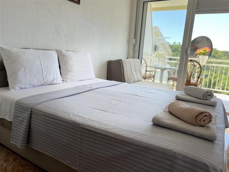 Apartmani Neda Bane Petrovac Zewnętrze zdjęcie