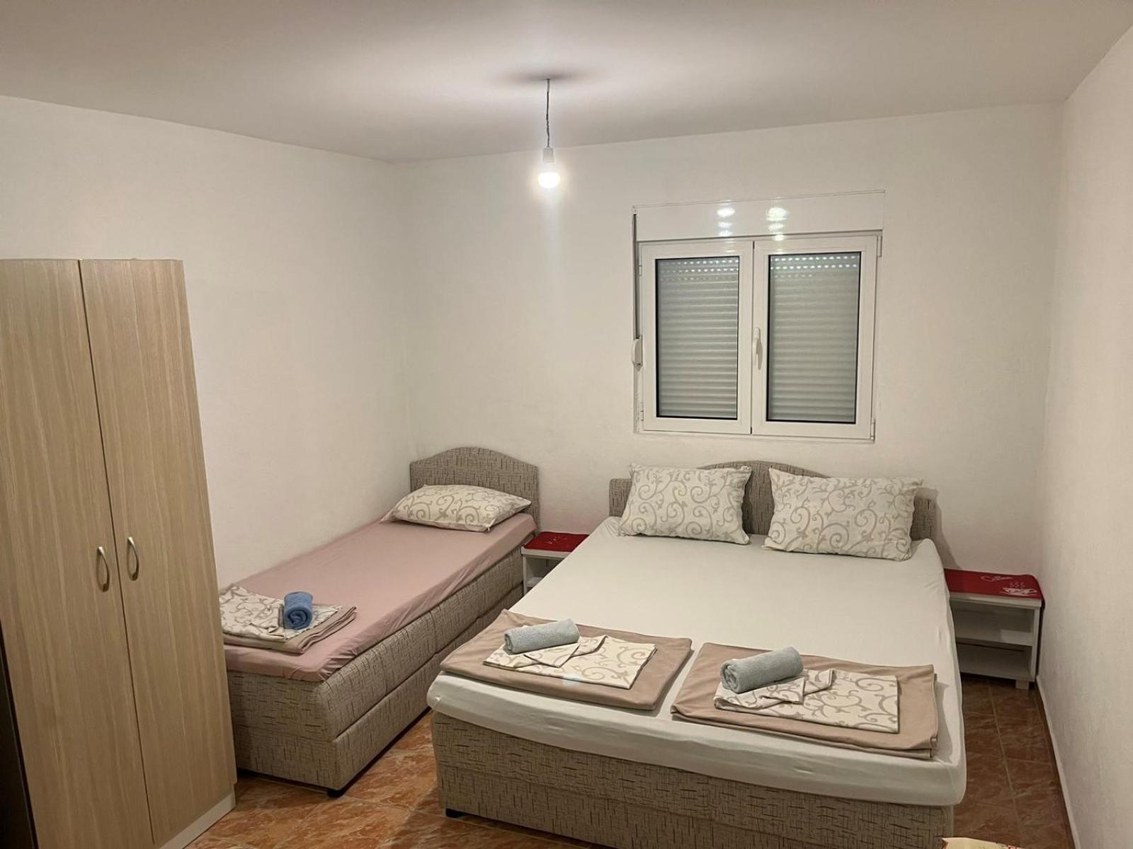 Apartmani Neda Bane Petrovac Zewnętrze zdjęcie