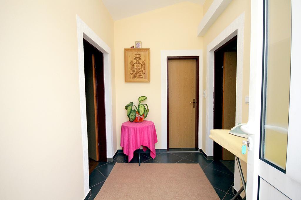 Apartmani Neda Bane Petrovac Zewnętrze zdjęcie