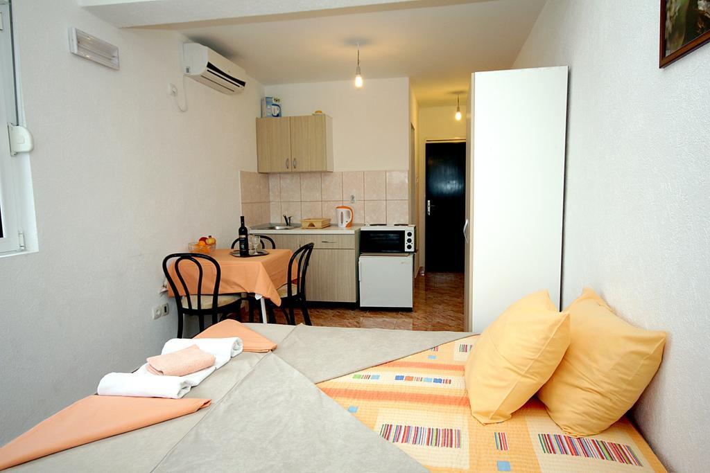 Apartmani Neda Bane Petrovac Pokój zdjęcie