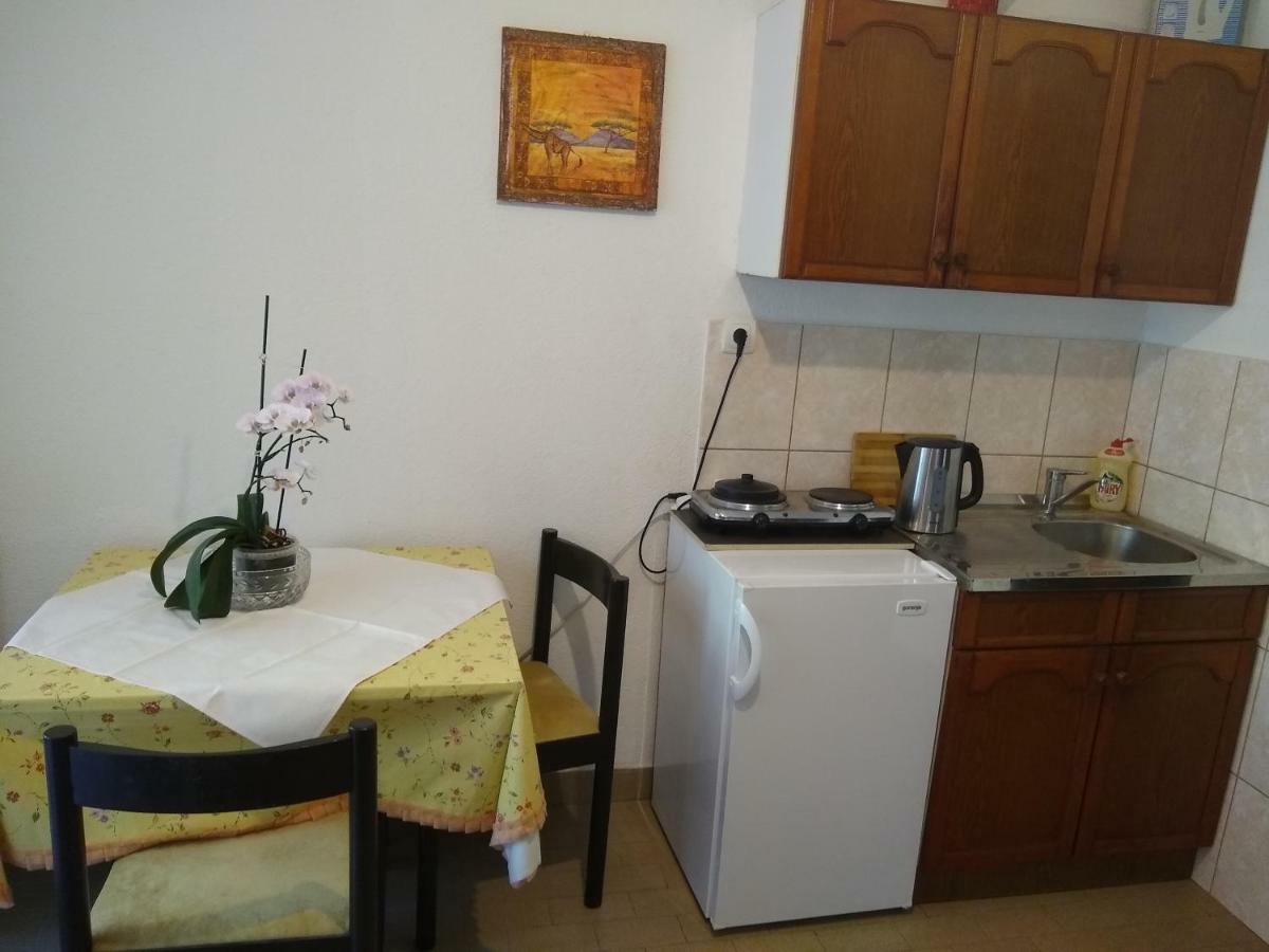 Apartmani Neda Bane Petrovac Zewnętrze zdjęcie