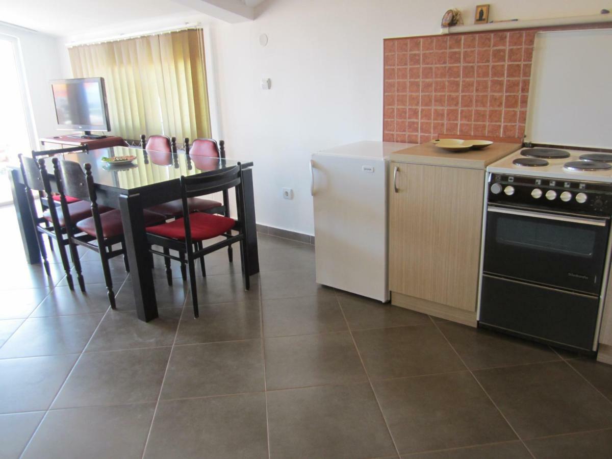 Apartmani Neda Bane Petrovac Zewnętrze zdjęcie