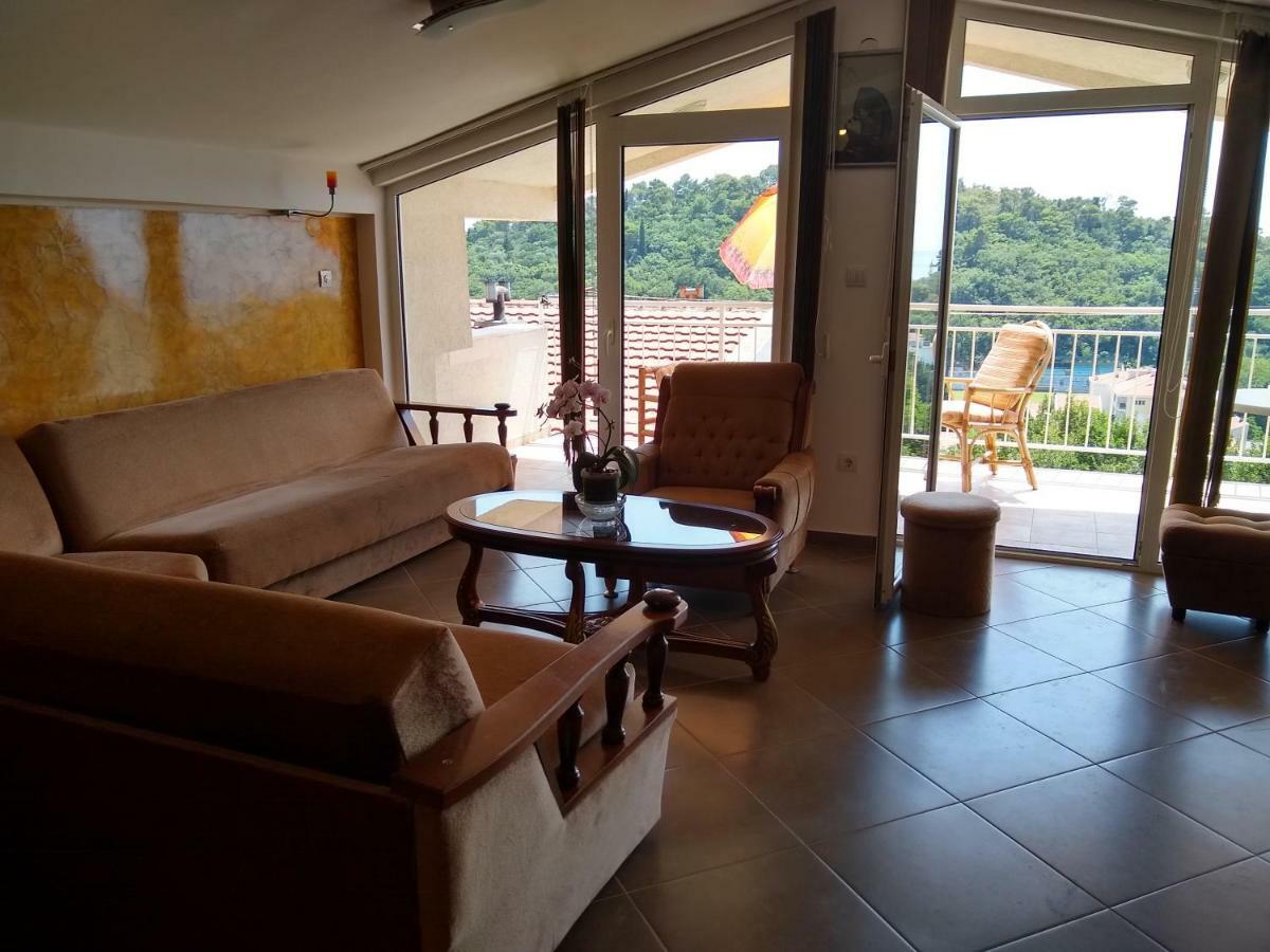 Apartmani Neda Bane Petrovac Zewnętrze zdjęcie