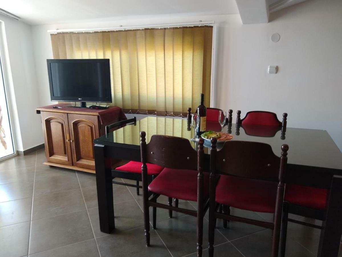 Apartmani Neda Bane Petrovac Zewnętrze zdjęcie